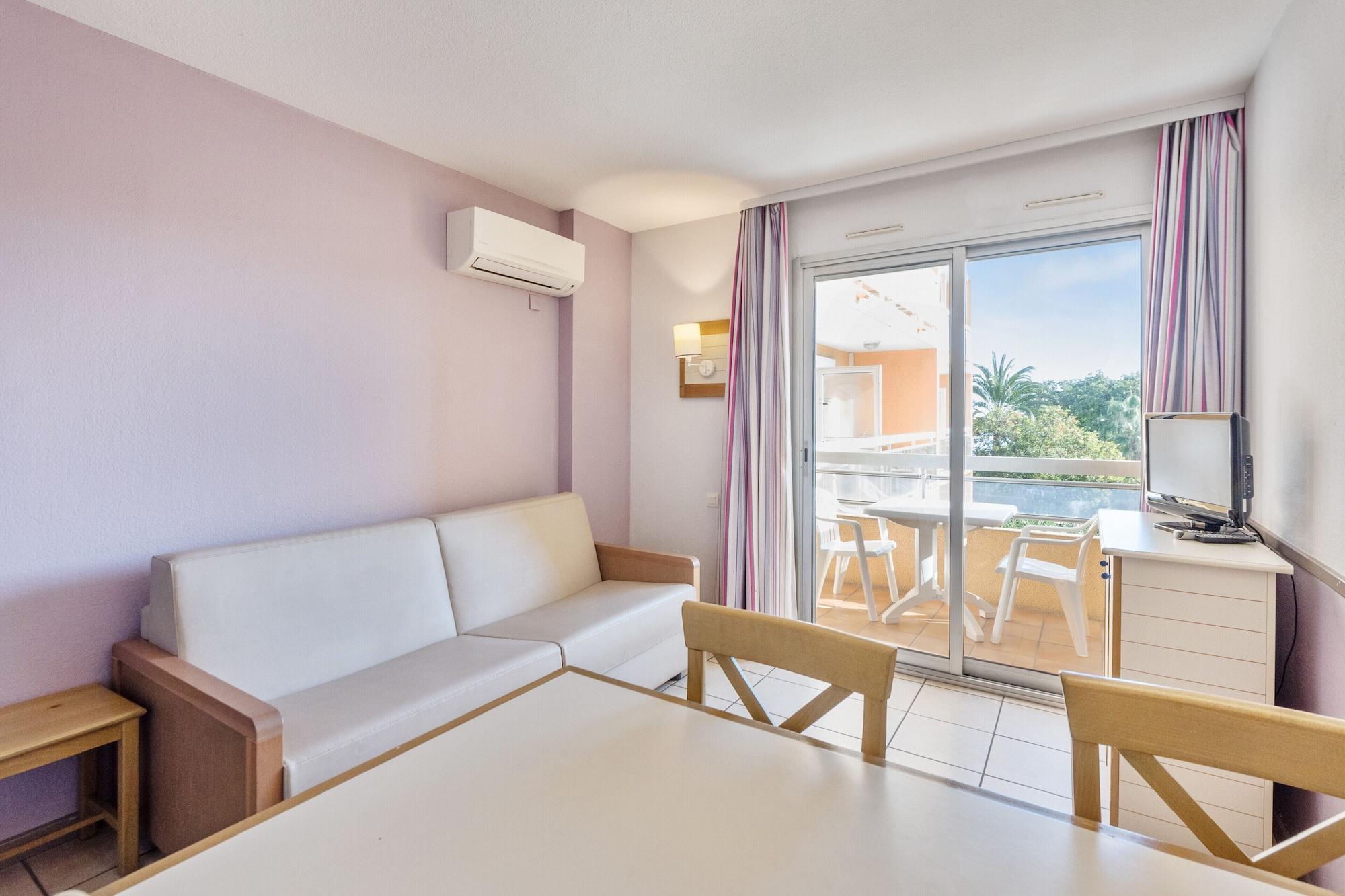Residence Pierre & Vacances La Rostagne Жуан-Ле-Пин Екстериор снимка