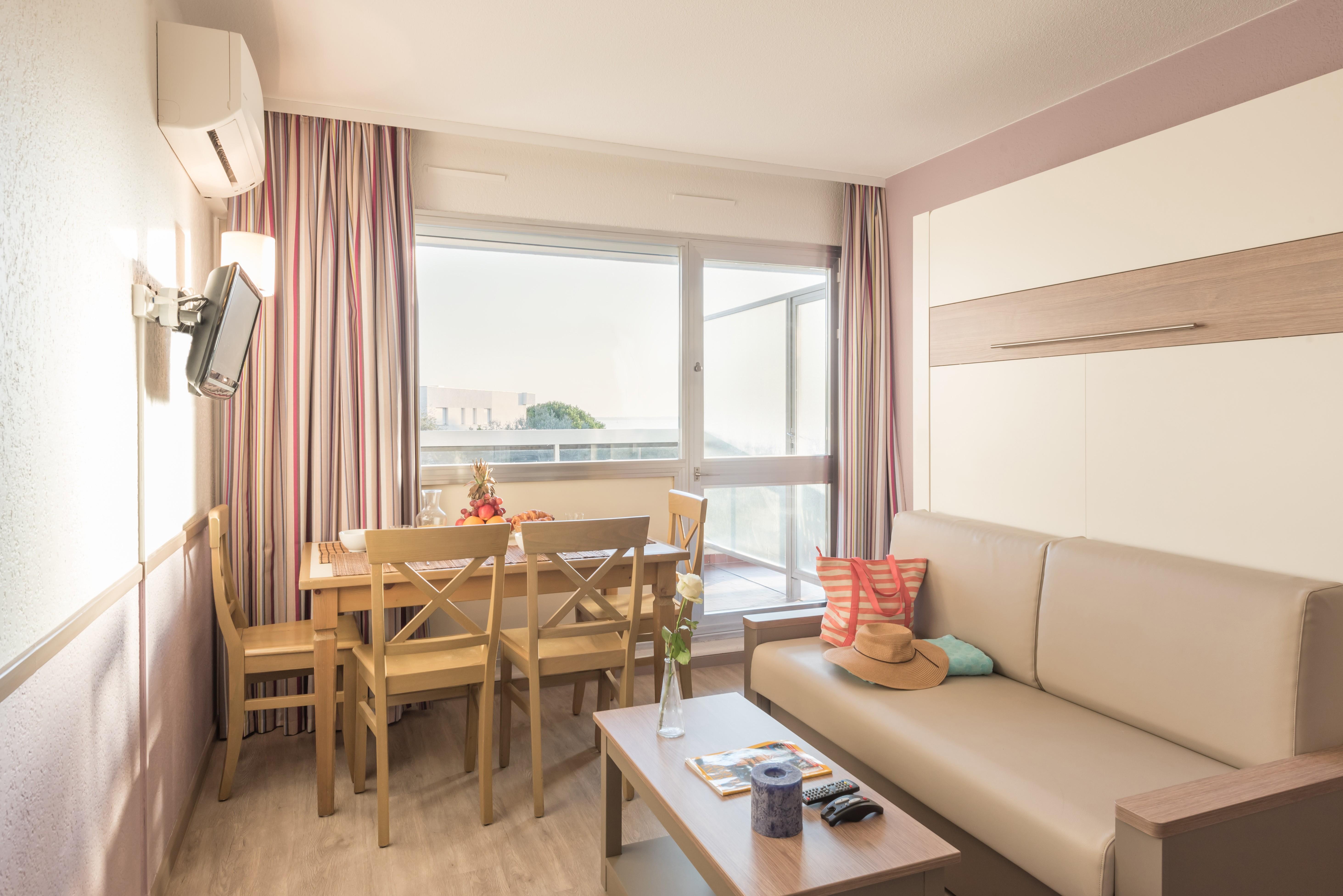 Residence Pierre & Vacances La Rostagne Жуан-Ле-Пин Екстериор снимка