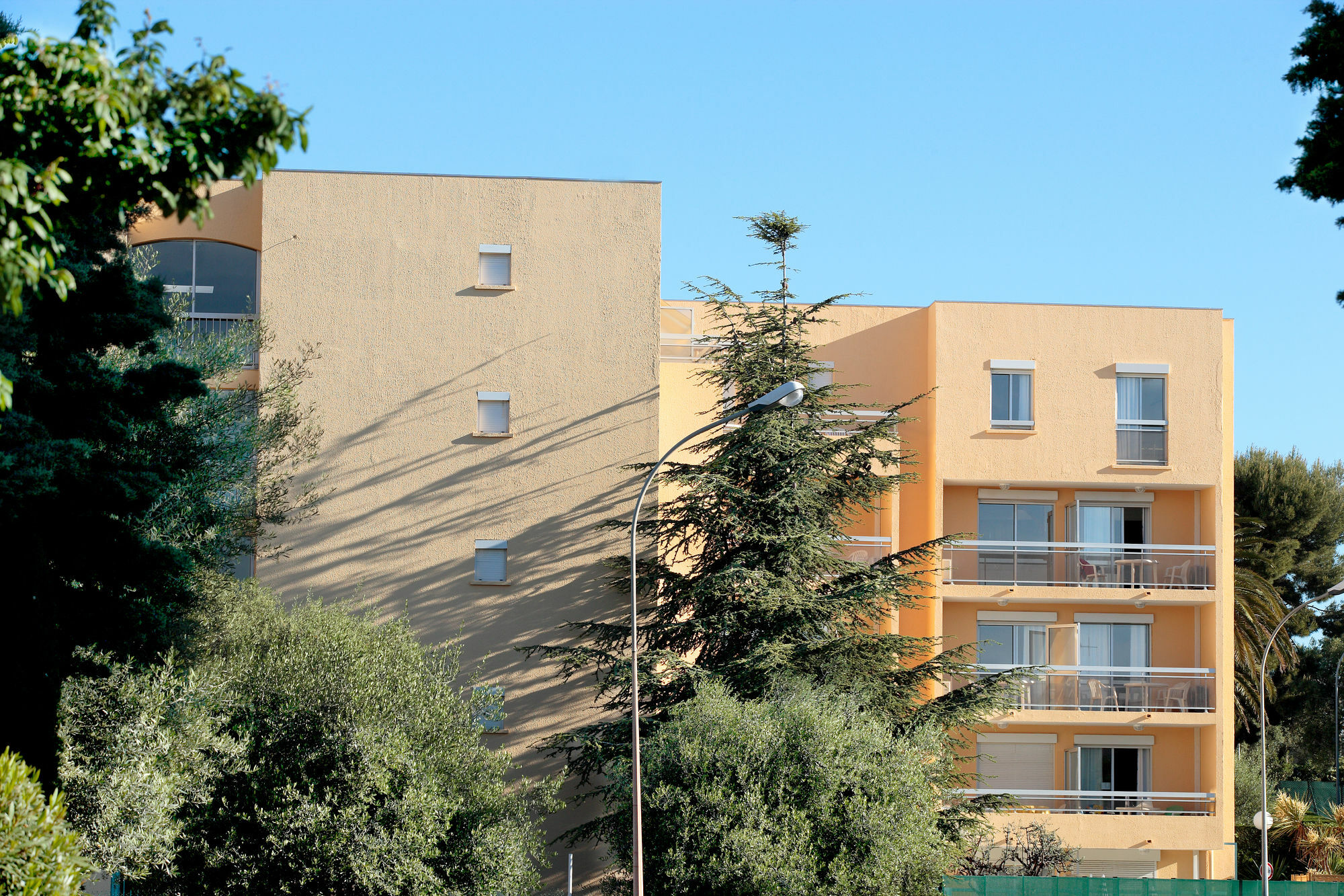 Residence Pierre & Vacances La Rostagne Жуан-Ле-Пин Екстериор снимка